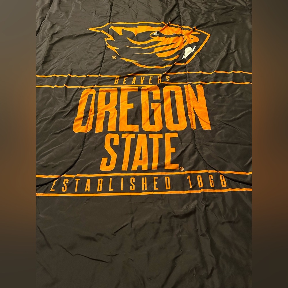 OREGON STATE BEAVERS FANS…